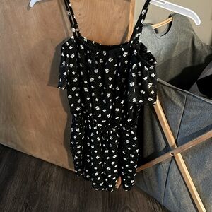 Girls Abercrombie Kids floral romper, size 9-10 gently used